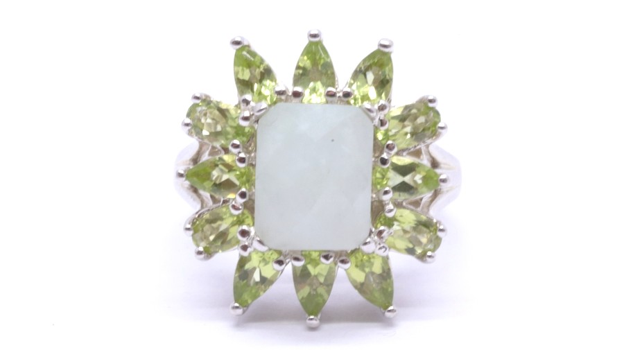 Stříbrný prsten s přírodním kamenem a peridoty (olivíny)