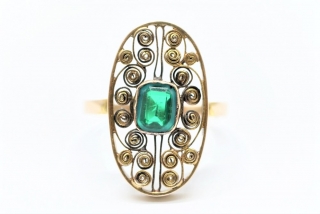 Zlatý prsten se syntetickým smaragdem