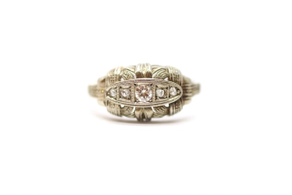 Zlatý prsten Art Deco s diamanty